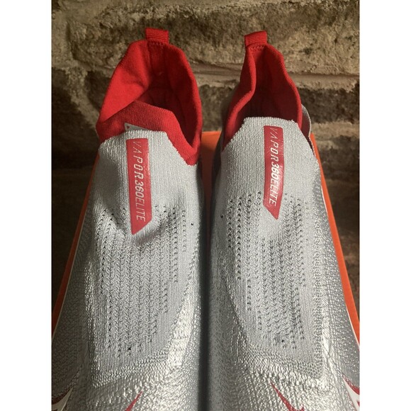 Nike Vapor Edge Elite 360 Flyknit Silver Red Football Cleats Size 14 AO8276-008 - Picture 4 of 7